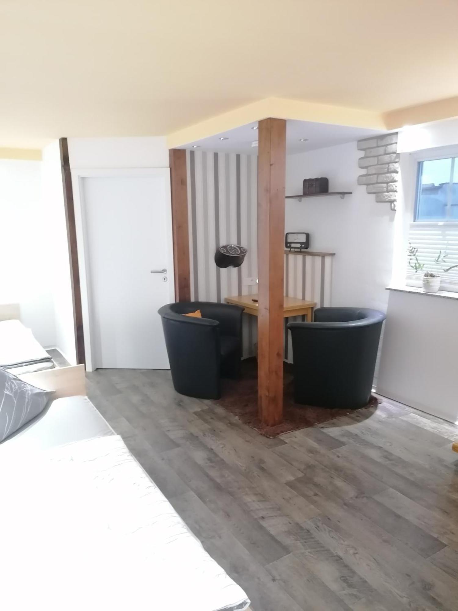 Tinas Ferienwohnung Hohendodeleben Pokój zdjęcie